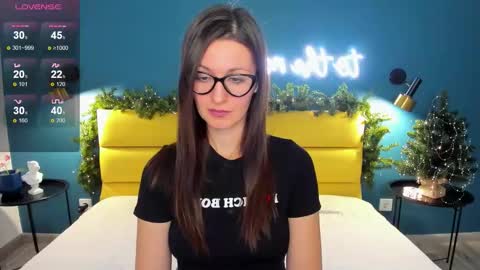 Joan online show from 12/23/25, 01:36