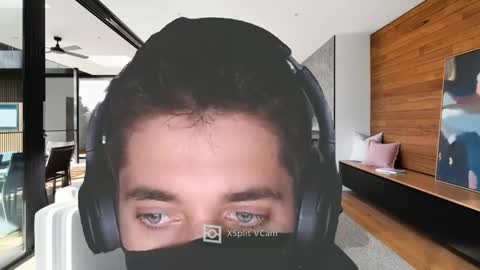 joao1234561301994123 online show from 09/27/25, 11:15