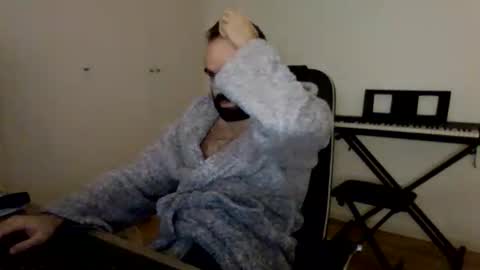 Snapshot of joaodias_18 chatting on 12/17/25, 10:16 joaodias_18 online show from 12/17/25, 10:16