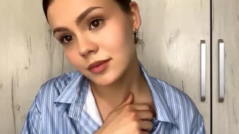 Mila online show from 03/03/26, 08:31