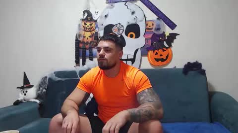 Tiberius online show from 11/11/25, 04:45