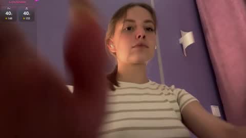 Lina online show from 09/18/25, 01:57