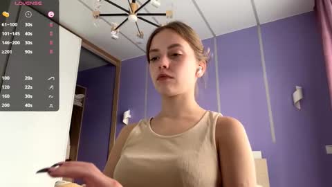 Lina online show from 10/16/25, 09:21