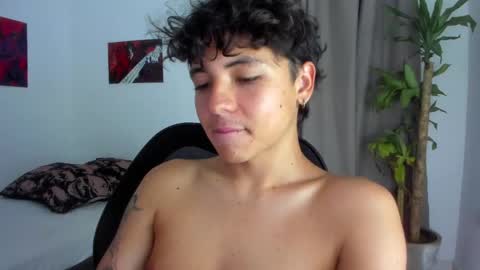 Snapshot of joe23___ chatting on 04/01/26, 12:33 Joe online show from 04/01/26, 12:33