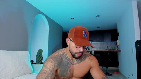 Snapshot of joe_esthetic chatting on 01/28/25, 10:56 joe_esthetic online show from 01/28/25, 10:56