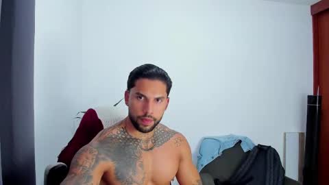 Snapshot of joe_esthetic chatting on 10/29/25, 08:32 joe_esthetic online show from 10/29/25, 08:32