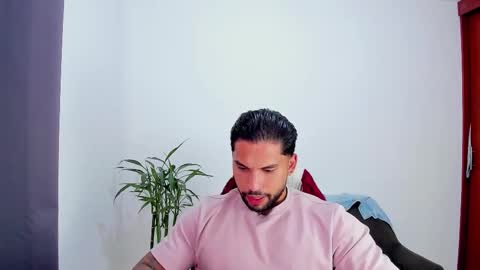 Snapshot of joe_esthetic chatting on 10/31/25, 07:37 joe_esthetic online show from 10/31/25, 07:37