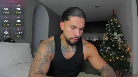 Snapshot of joe_esthetic chatting on 12/13/25, 11:21 joe_esthetic online show from 12/13/25, 11:21