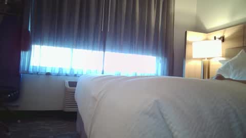 Snapshot of joe_n_red69 chatting on 11/28/25, 05:15 Joe and Red 3 online show from 11/28/25, 05:15
