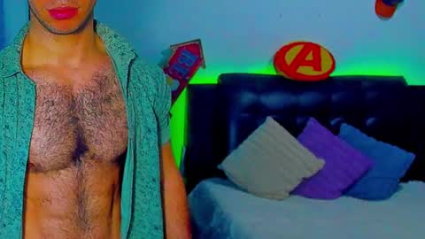 Snapshot of joel_ferreira chatting on 12/15/24, 12:51 Joel online show from 12/15/24, 12:51