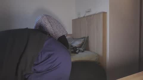 Snapshot of joeosulli2024 chatting on 10/03/25, 04:26 JoeOsulli online show from 10/03/25, 04:26