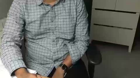 Snapshot of joeshades21 chatting on 01/17/25, 09:28 joeshades21 online show from 01/17/25, 09:28