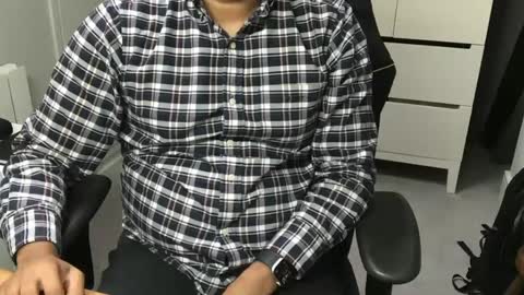 Snapshot of joeshades21 chatting on 01/20/25, 02:36 joeshades21 online show from 01/20/25, 02:36