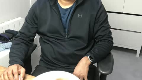 Snapshot of joeshades21 chatting on 01/23/25, 10:22 joeshades21 online show from 01/23/25, 10:22