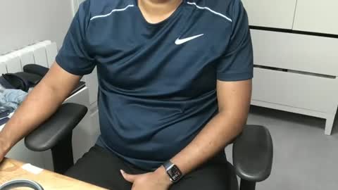 Snapshot of joeshades21 chatting on 01/23/25, 01:24 joeshades21 online show from 01/23/25, 01:24