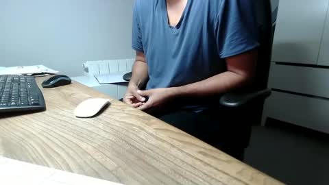 Snapshot of joeshades21 chatting on 02/18/25, 07:10 joeshades21 online show from 02/18/25, 07:10