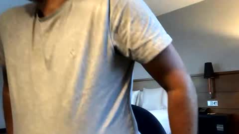 Snapshot of joeshades21 chatting on 02/18/25, 04:16 joeshades21 online show from 02/18/25, 04:16