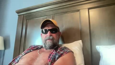 joestros online show from 09/25/25, 08:45