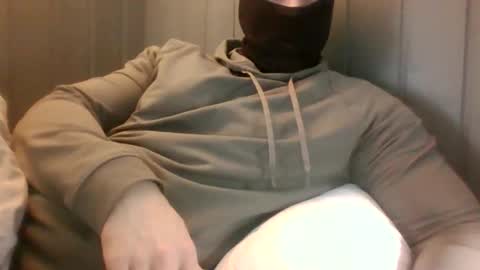 Snapshot of joeybanan chatting on 03/02/25, 12:22 joeybanan online show from 03/02/25, 12:22