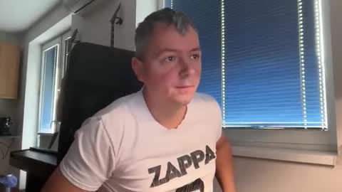 Snapshot of jogger1991 chatting on 02/21/26, 09:10 Jogger1991 online show from 02/21/26, 09:10