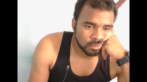 johan2222222222 online show from 11/05/25, 01:44