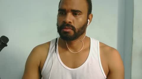 johan2222222222 online show from 02/02/26, 02:05