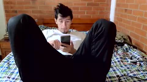 johan70nsexy online show from 04/12/26, 02:33