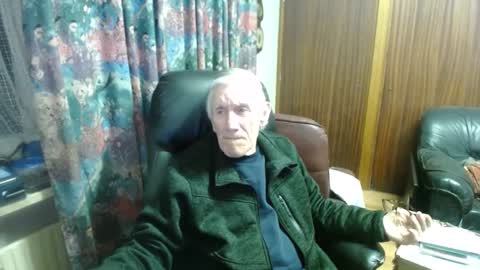 Snapshot of johan7_heet chatting on 12/25/24, 07:34 johan7 heet online show from 12/25/24, 07:34