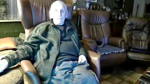 Snapshot of johan7_heet chatting on 01/15/25, 07:34 johan7 heet online show from 01/15/25, 07:34