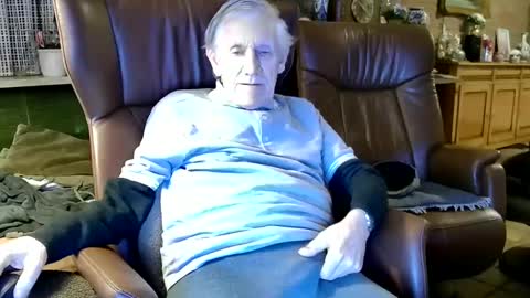 Snapshot of johan7_heet chatting on 01/23/25, 06:35 johan7 heet online show from 01/23/25, 06:35