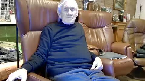 Snapshot of johan7_heet chatting on 02/05/25, 06:04 johan7 heet online show from 02/05/25, 06:04