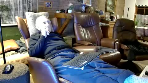 Snapshot of johan7_heet chatting on 02/22/25, 09:04 johan7 heet online show from 02/22/25, 09:04