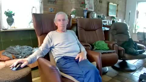 Snapshot of johan7_heet chatting on 09/16/25, 02:18 johan7 heet online show from 09/16/25, 02:18