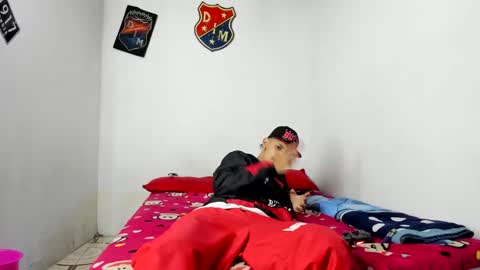 johan_and_antonella online show from 01/27/25, 04:41