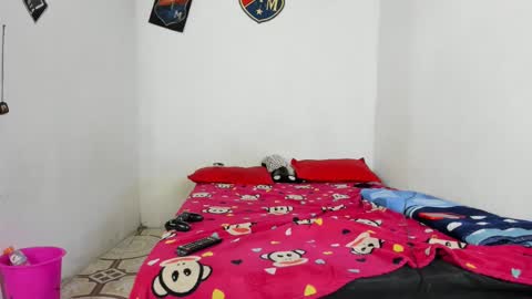 johan_and_antonella online show from 01/27/25, 07:45