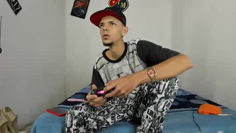 johan_and_antonella online show from 01/31/25, 02:04