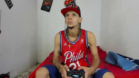 johan_and_antonella online show from 02/08/25, 11:02