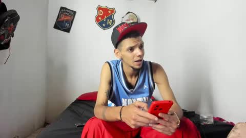 johan_and_antonella online show from 03/04/25, 11:22