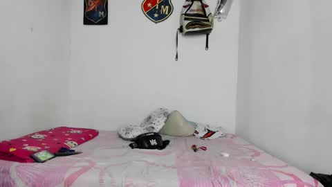 johan_and_antonella online show from 09/21/25, 11:17