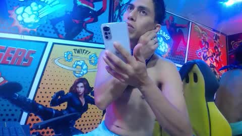 Snapshot of johan_kitten chatting on 10/06/25, 12:24 johan online show from 10/06/25, 12:24