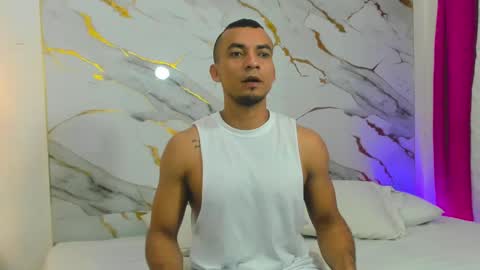 Snapshot of johan_miller1 chatting on 10/07/25, 01:47 johan online show from 10/07/25, 01:47