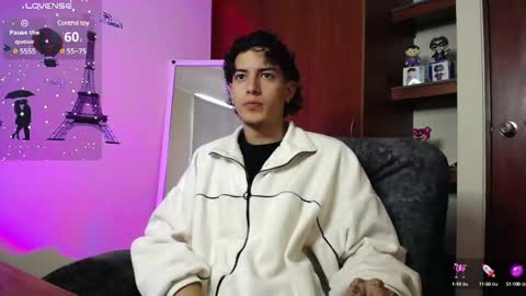 johan_parker222 online show from 02/15/25, 12:54