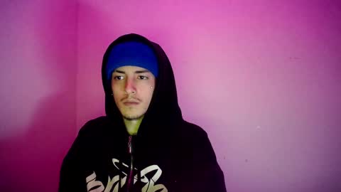 johan_parker222 online show from 10/05/25, 11:02