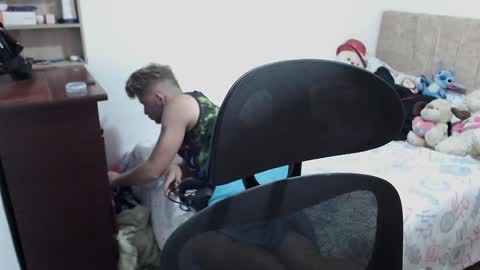 JOHAN independient model online show from 12/23/24, 03:29