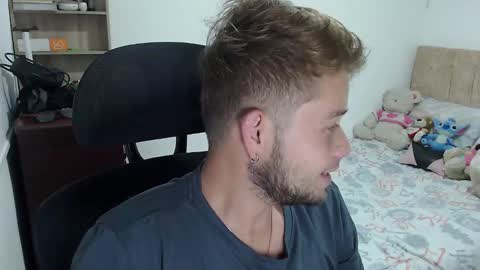 JOHAN independient model online show from 12/31/24, 06:37