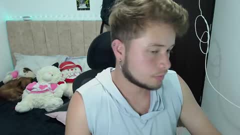 JOHAN independient model online show from 01/18/25, 11:55