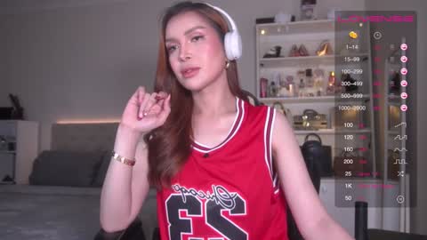 Snapshot of johannarodriguez23 chatting on 12/15/24, 03:45 Johanna Rodriguez online show from 12/15/24, 03:45