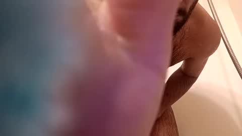 Snapshot of johenxxx chatting on 12/05/24, 02:53 johenxxx online show from 12/05/24, 02:53