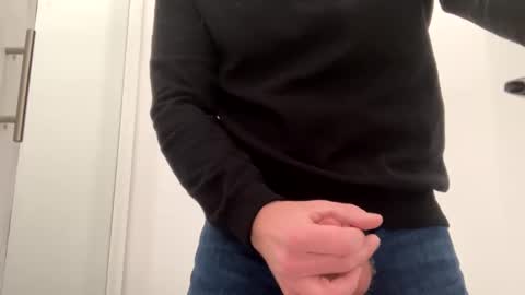 Snapshot of john06070 chatting on 01/02/25, 09:00 Uk daddy online show from 01/02/25, 09:00