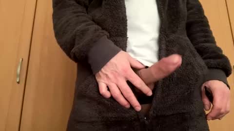 Snapshot of john06070 chatting on 01/27/25, 03:39 Uk daddy online show from 01/27/25, 03:39